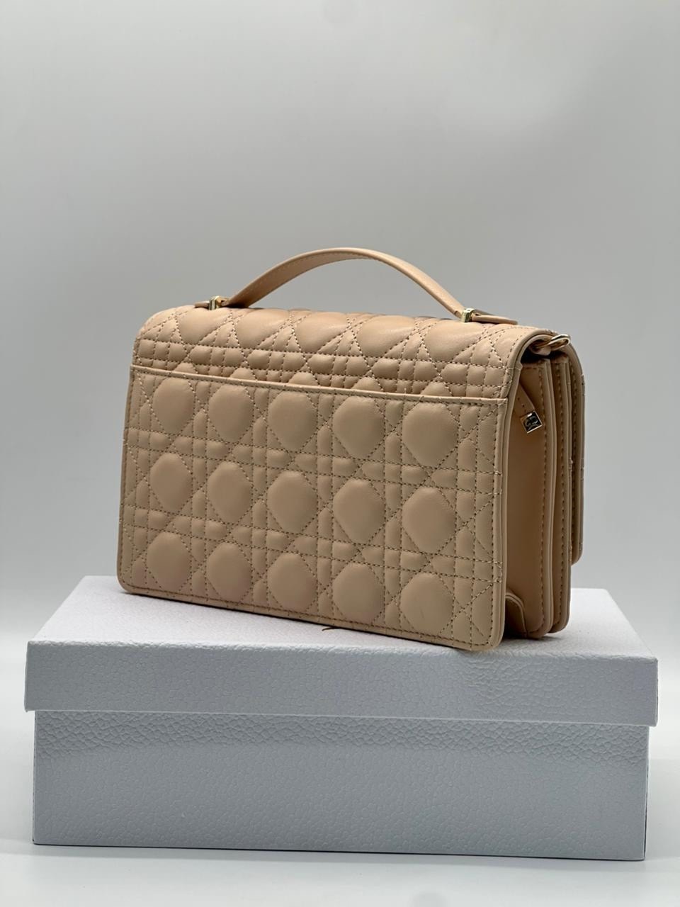 сумка dior,сумка диор,сумка с цепочкой,женская сумка,мисс диор сумка