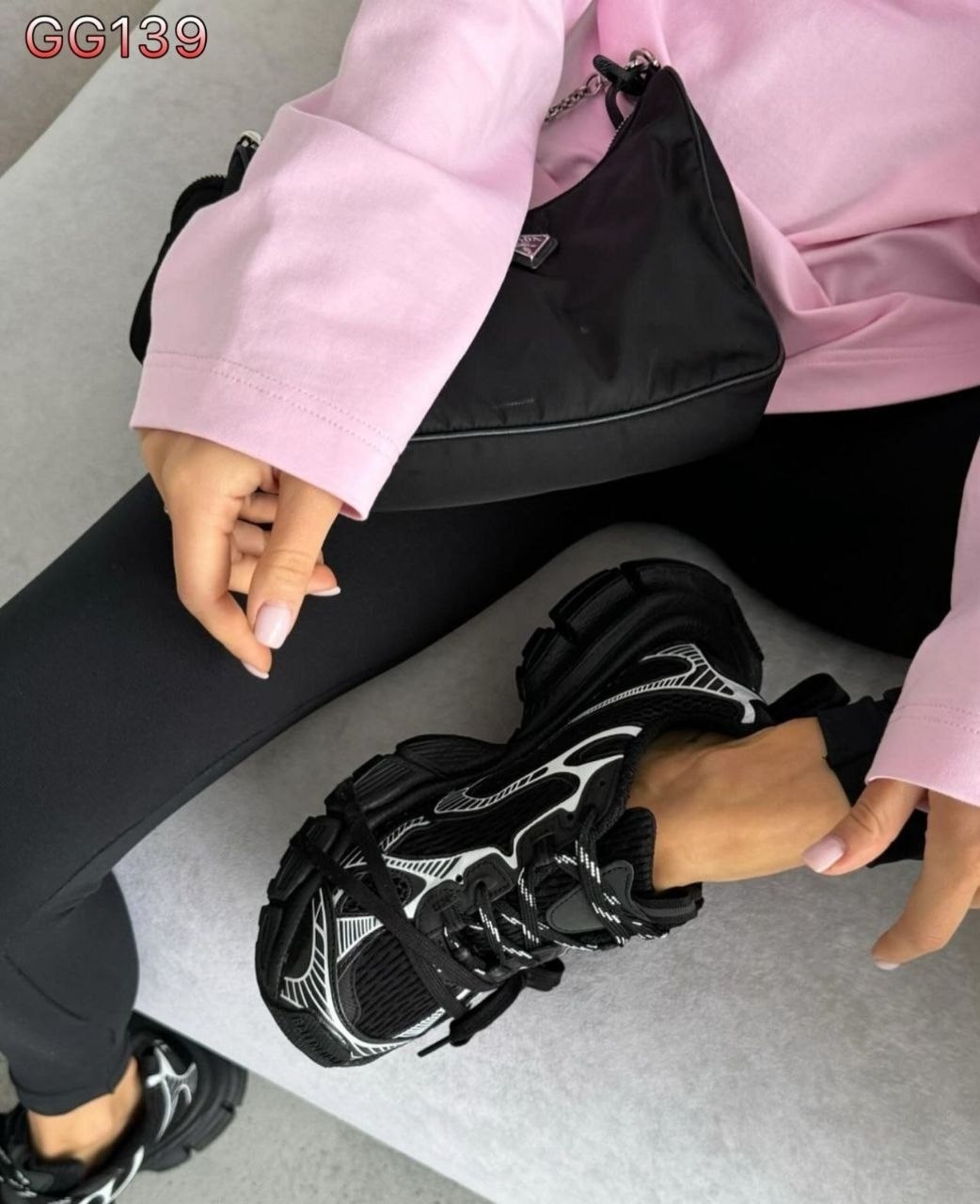 кроссовки balenciaga 3xl worn-out black white,кроссовки женские balenciaga,кроссовки balenciaga,кроссовки balenciaga 3xl чёрн,кроссовки мужские balenciaga b-cross16-07 черные 39 ru