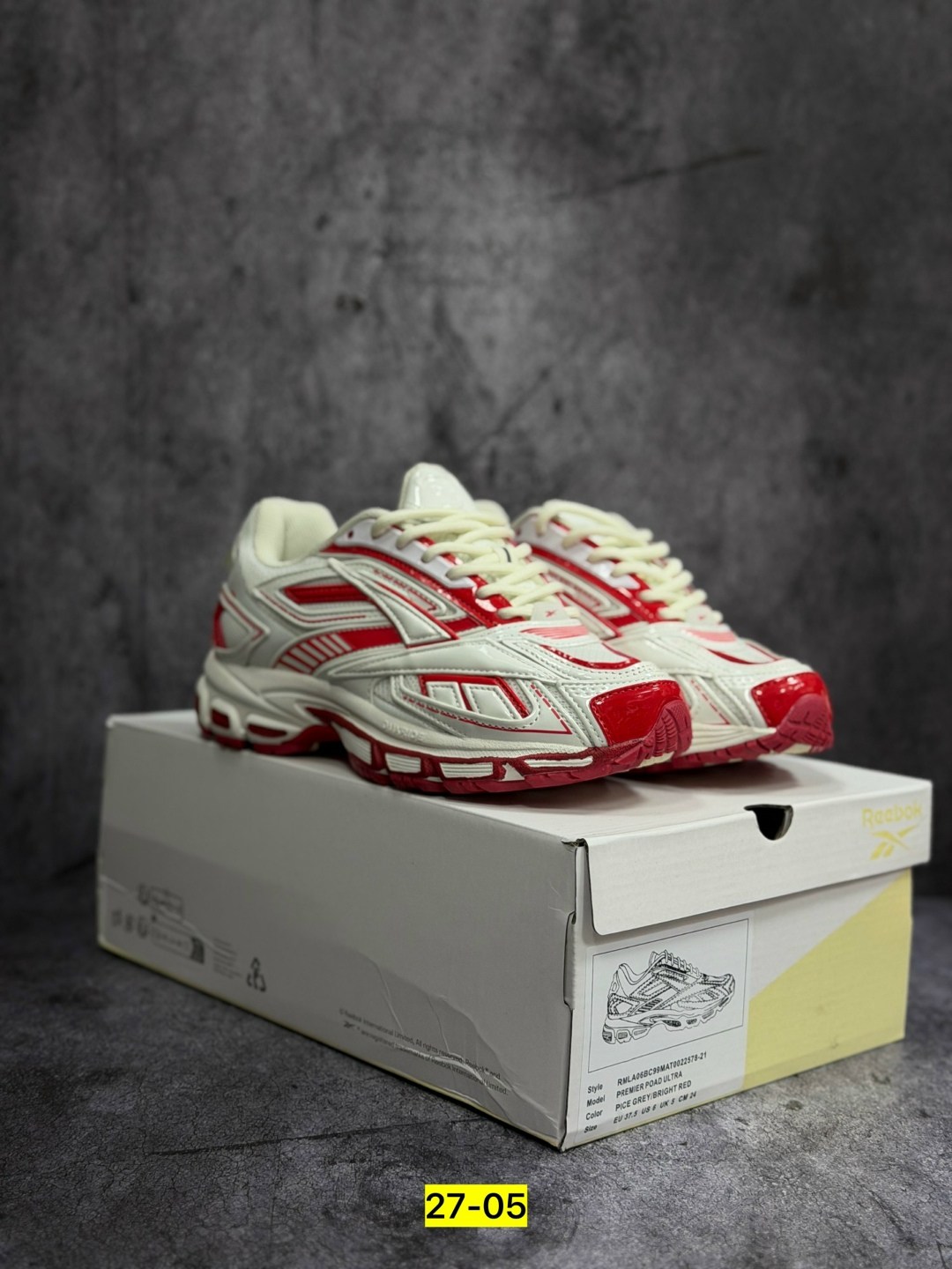 кроссовки reebok,кроссовки мужские женские,спортивная ,женские кроссовки balenciaga,классические кроссовки