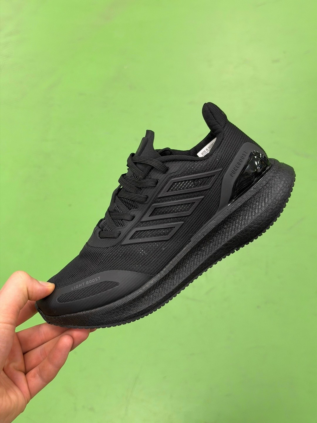 кроссовки adidas,кроссовки мужские adidas,дышащие кроссовки адидас,кроссовки,кроссовки адидас новая коллекция 2026
