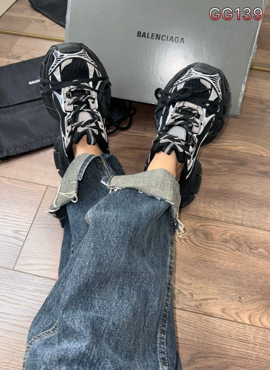 кроссовки balenciaga 3xl worn-out black white,кроссовки женские balenciaga,кроссовки balenciaga,кроссовки balenciaga 3xl чёрн,кроссовки мужские balenciaga b-cross16-07 черные 39 ru