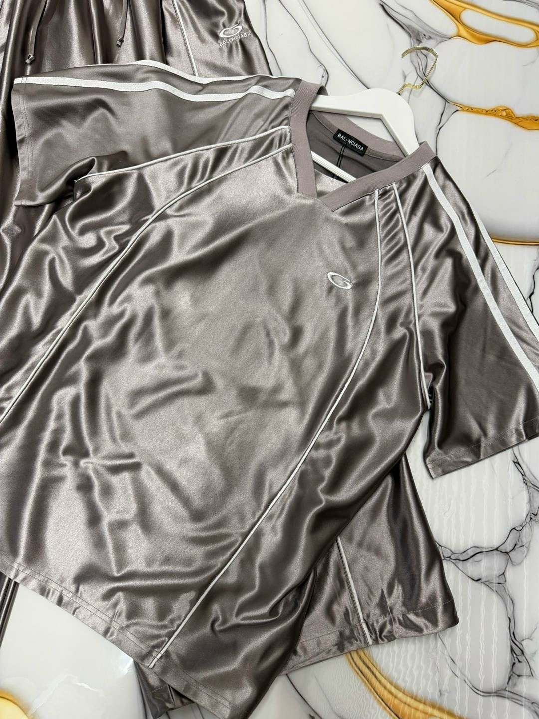 широкие брюки,костюм спортивный,спортивные брюки adidas,пижама женская,атласные брюки