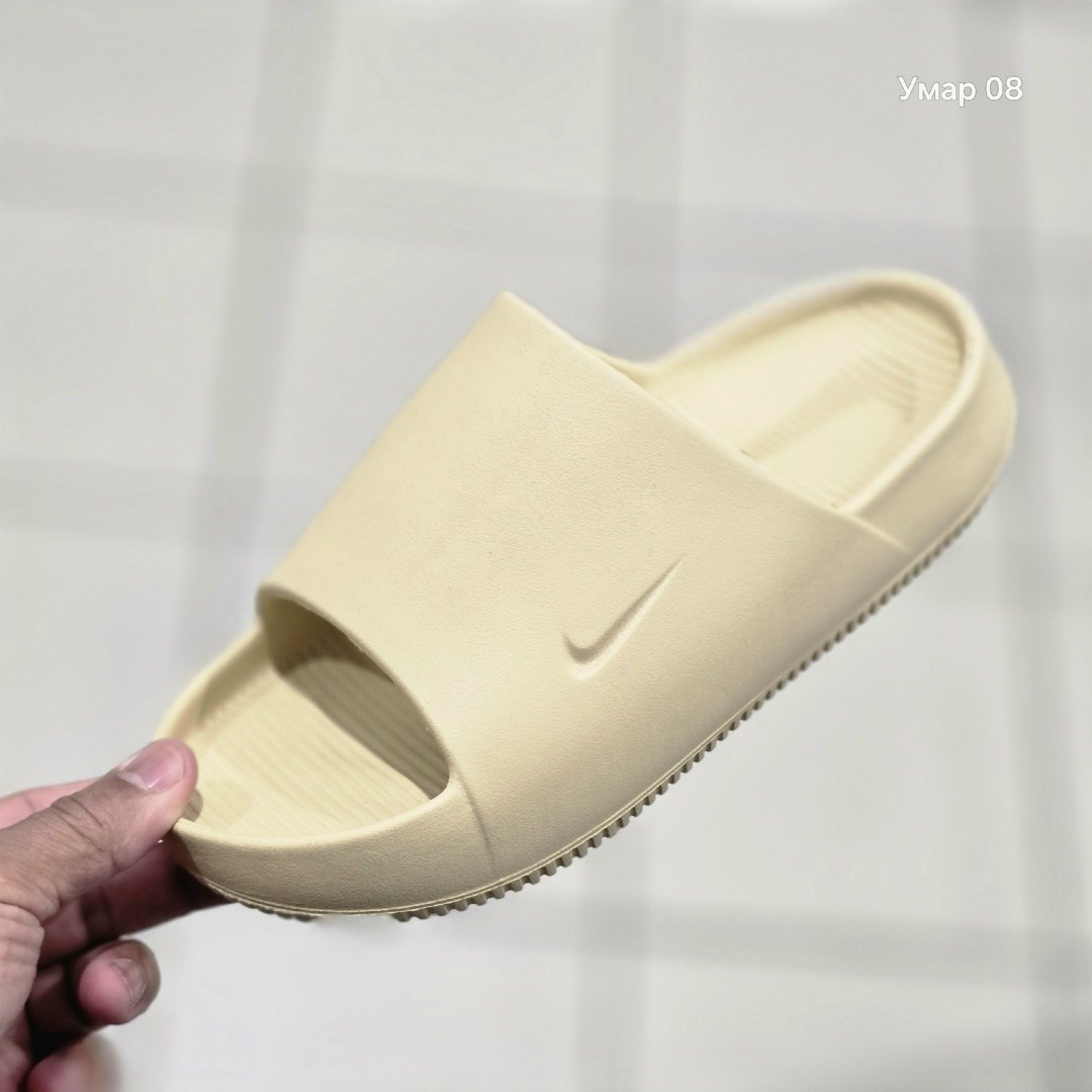 шлепанцы nike,шлепанцы женские,белые шлепанцы,сланцы nike,сланцы nike calm slide