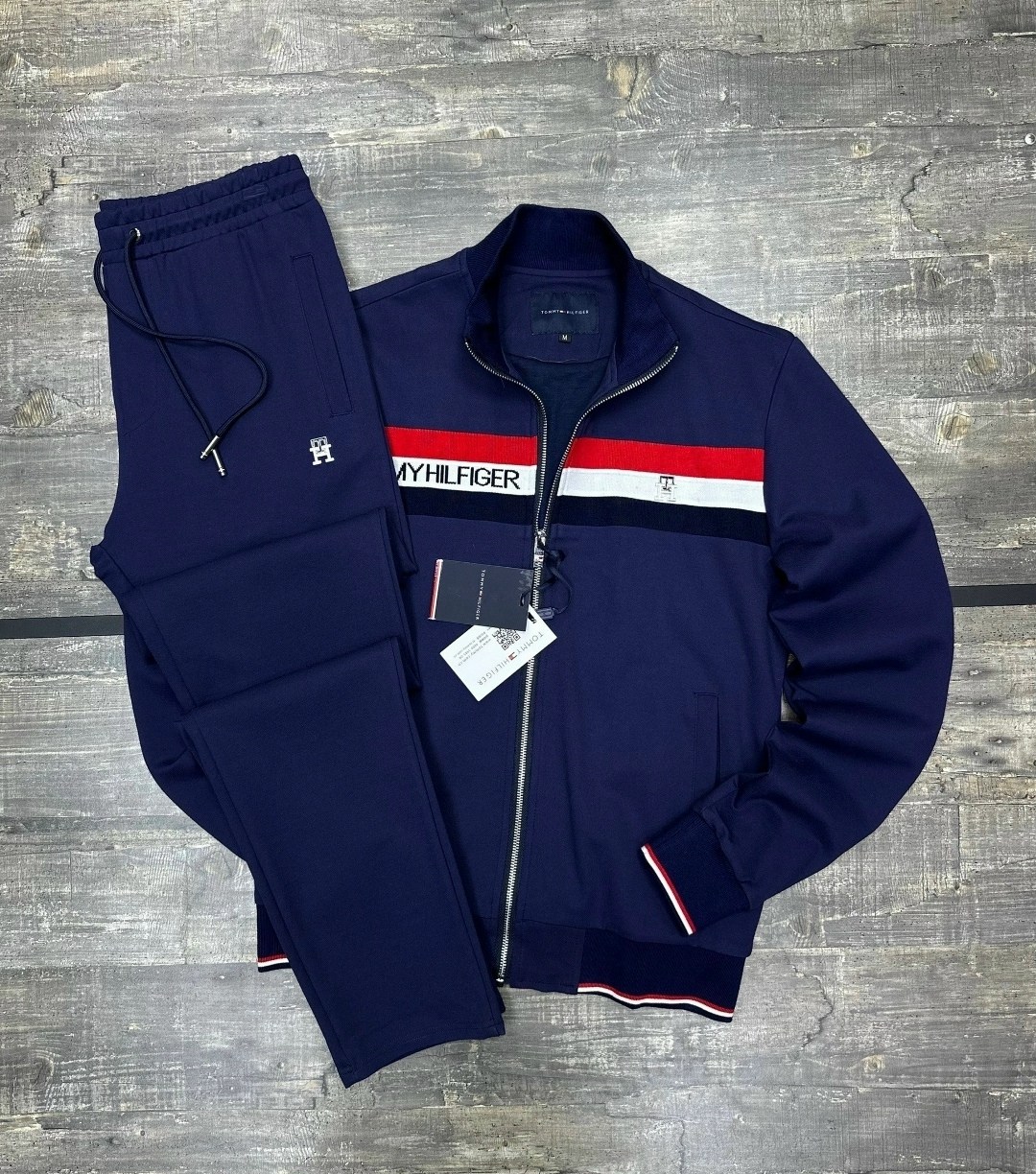 спортивный костюм tommy hilfiger,спортивный костюм томми хилфигер мужские,спортивный костюм томми хилфигер,спортивный костюм мужской,костюм спортивный