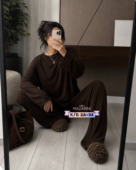 Костюм