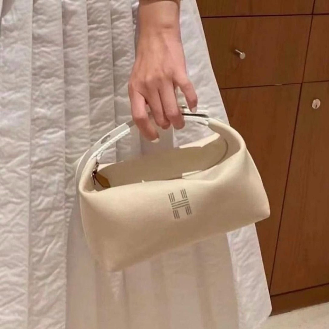 косметичка hermes,сумка косметичка маленькая тканевая тоут hermes,hermes сумка,косметичка сумка hermes,hermes сумка женская