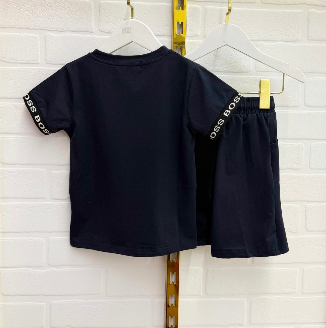 шорты хуго босс,футболка с короткими рукавами и логотипом boss,boss shorts,boss hugo boss,шорты для мальчик