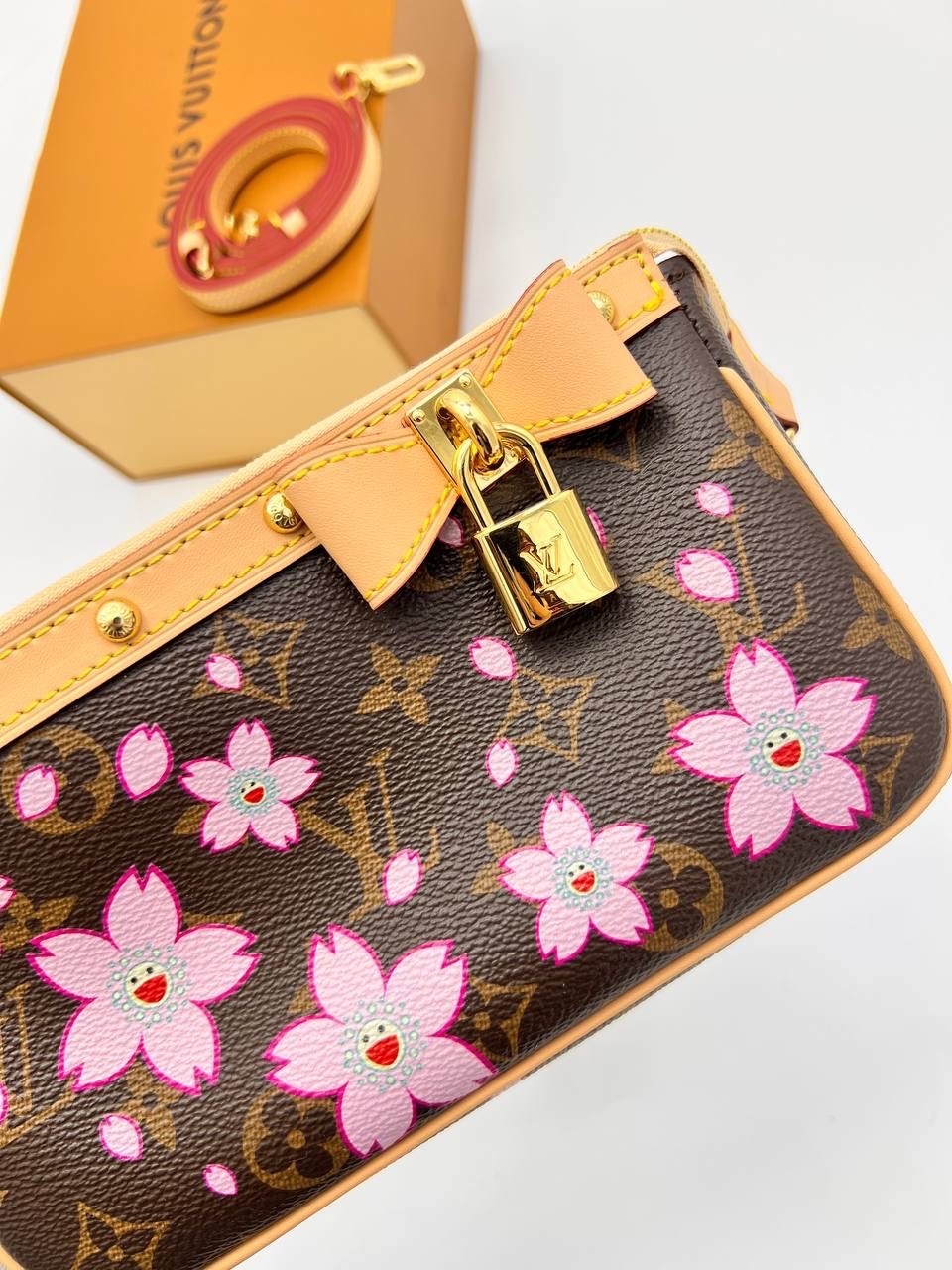 сумкa louis vuitton,сумка louis vuitton 22-11 см натуральная кожа и канва люкс,сумка louis vuitton 22-11 см реплика,сумка женская louis vuitton,сумки луи виттон