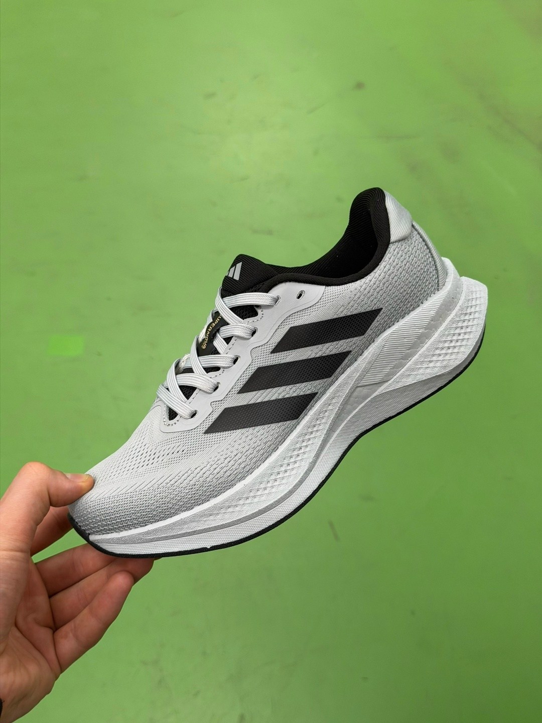 кроссовки adidas,кроссовки мужские adidas,дышащие кроссовки адидас,кроссовки,кроссовки адидас новая коллекция 2026
