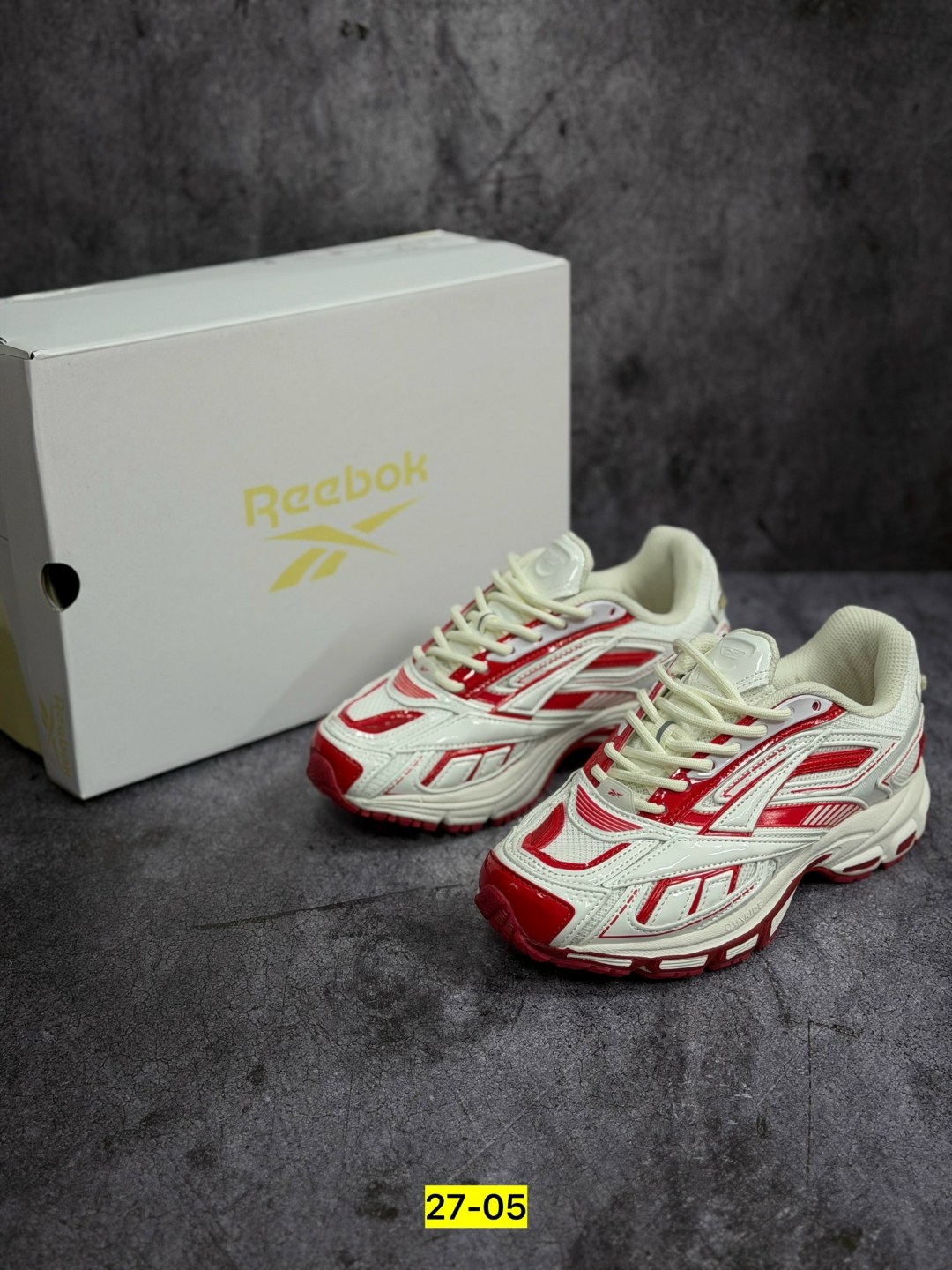 кроссовки reebok,кроссовки мужские женские,спортивная ,женские кроссовки balenciaga,классические кроссовки