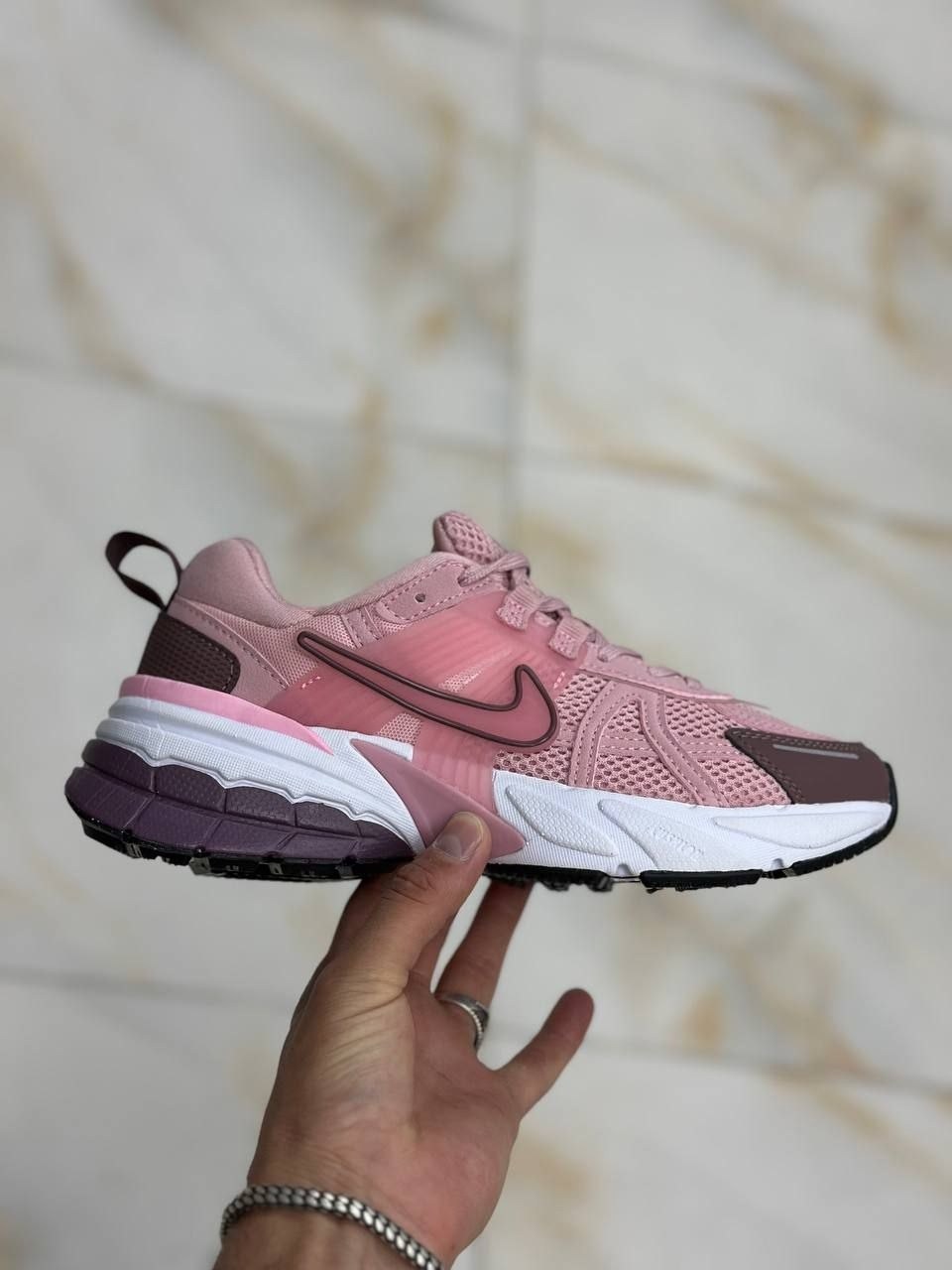 женские кроссовки nike,кроссовки,кроссовки nike,спортивная ,женские кроссовки
