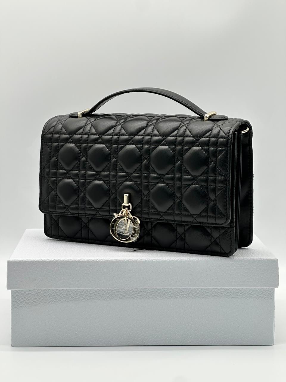 сумка женская dior,сумки dior,сумочка диор,сумка диор бежевая,cумка christian dior