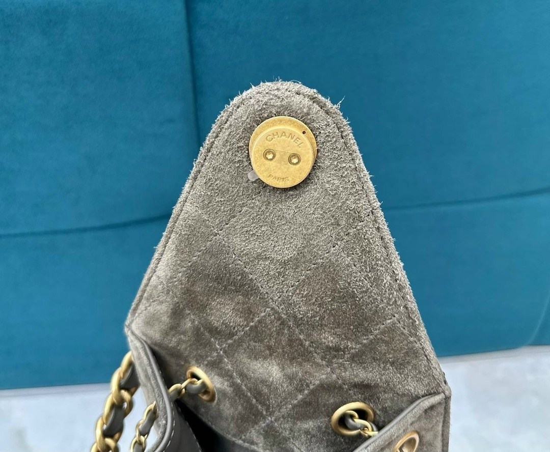 замшевая сумка chanel 25 medium бежевая,сумка женская chanel,сумка chanel,женская замшевая сумка chanel 25 small,серая замшевая сумка chanel 25 small
