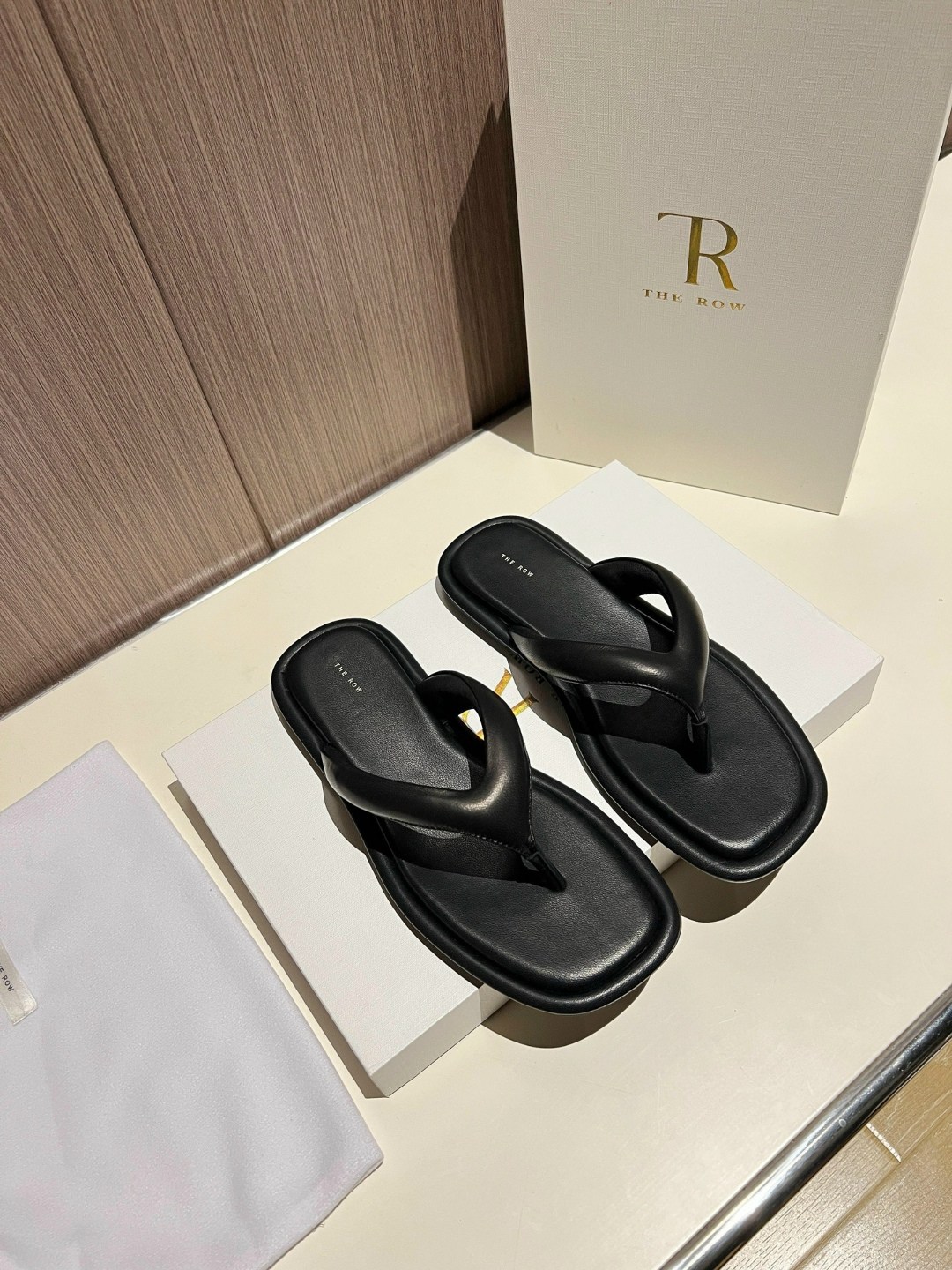 шлепанцы the row,женские шлепанцы,шлепки женские,,the row