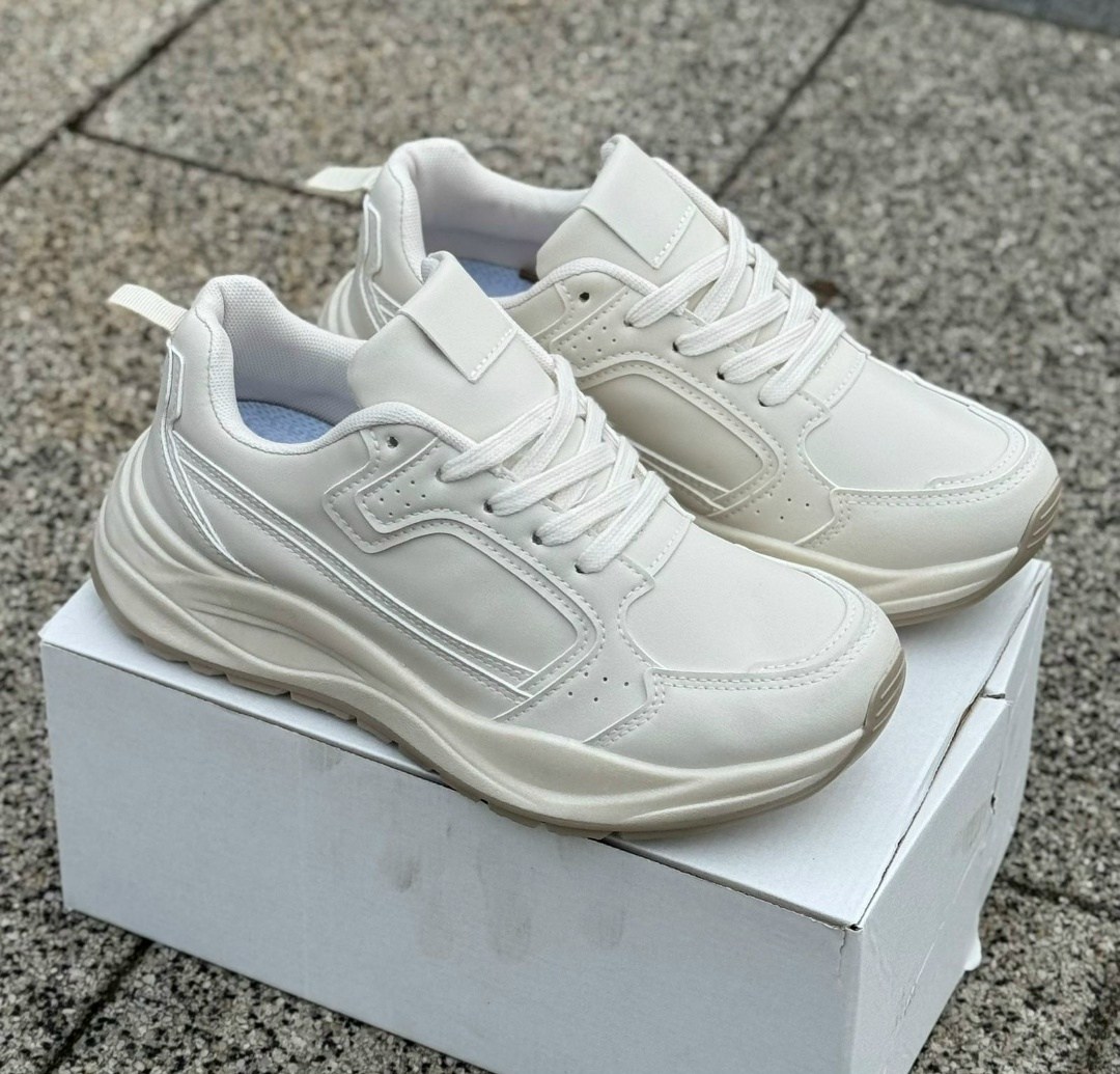 женские кроссовки adidas,женские кроссовки,кроссовки adidas,кроссовки белые,кроссовки adidas strutter