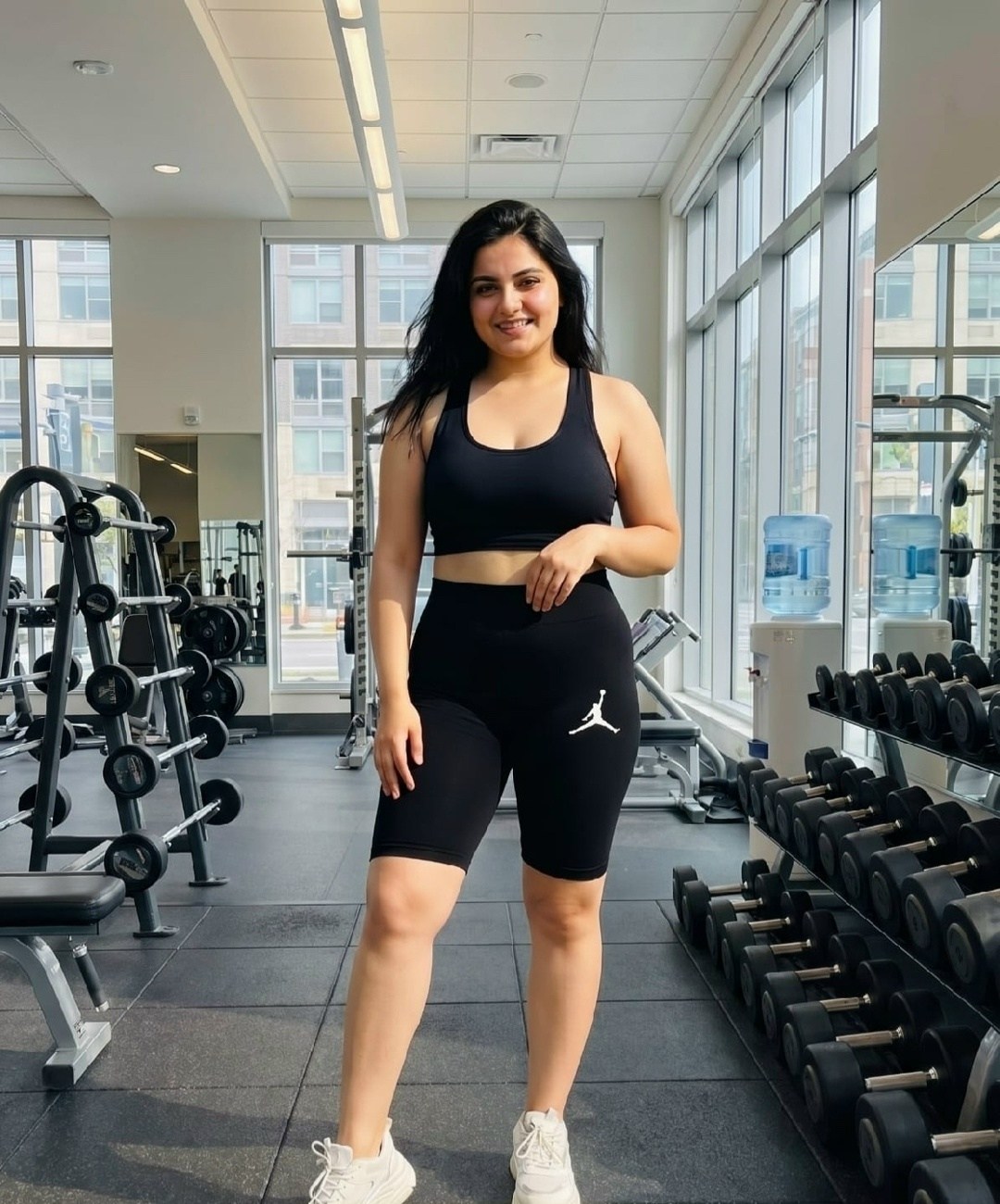 девушка,beautiful indian actress,женщина с пышными формами,nuray muxtarova,curvy girl fashion