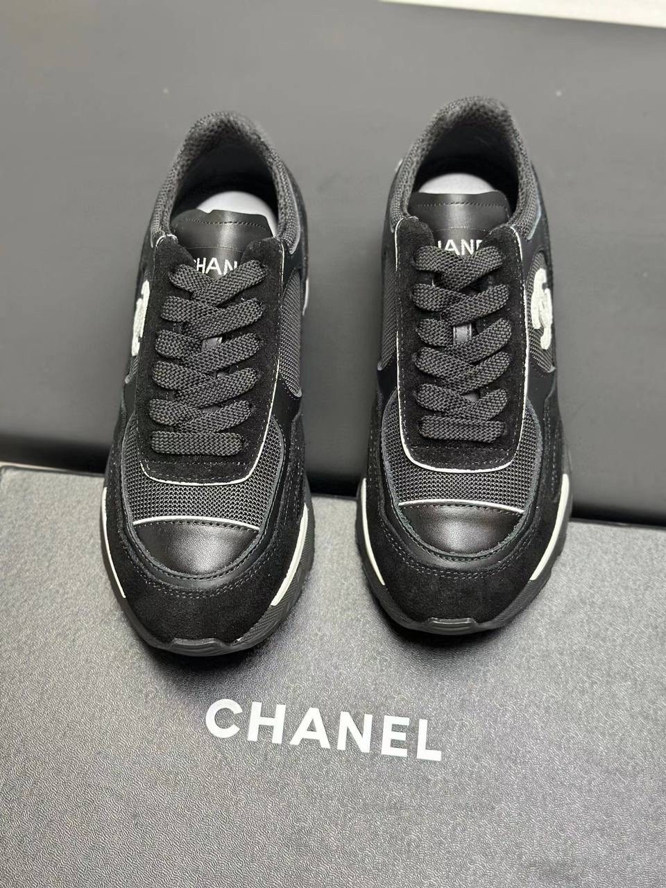 кроссовки chanel,кроссовки шанель,кроссовки шанель женские,женские кроссовки chanel,мужские кроссовки chanel черный белый