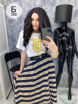 Костюм