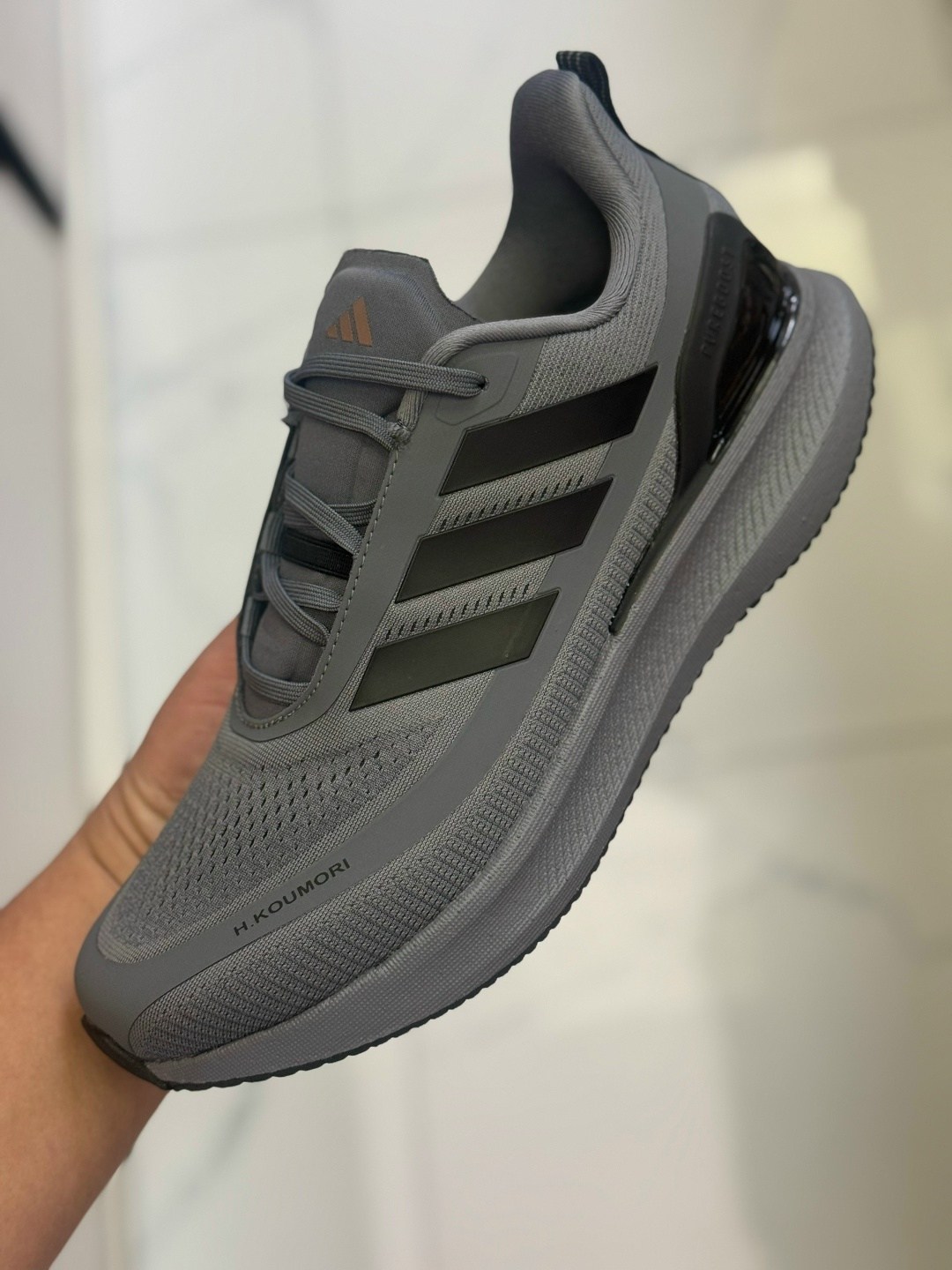 кроссовки мужские adidas,кроссовки adidas,мужские беговые кроссовки adidas,кроссовки беговые adidas,кроссовки