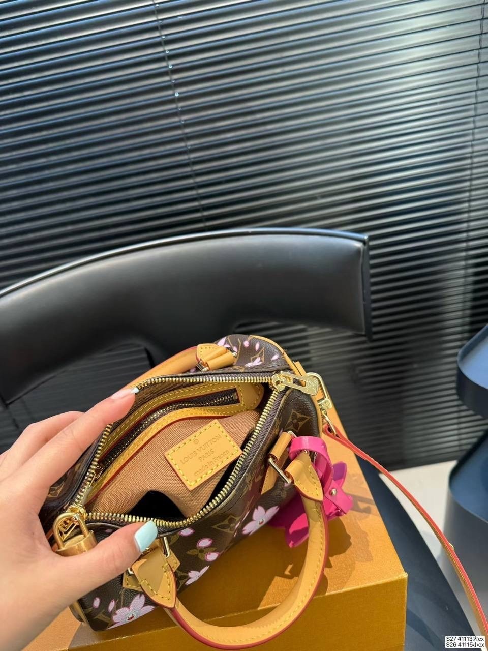 сумка louis vuitton,louis vuitton сумка на плечо,louis vuitton женская сумка,модная сумка,стильные сумочки