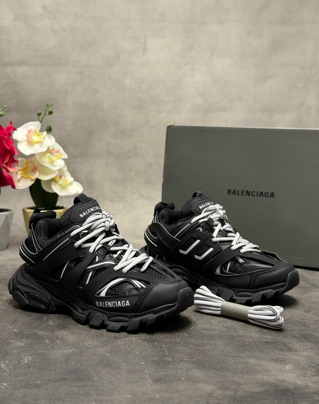 balenciaga кроссовки женские,кроссовки balenciaga track,кроссовки balenciaga track trainer "white/orange",кроссовки balenciaga,кроссовки баленсиага траки