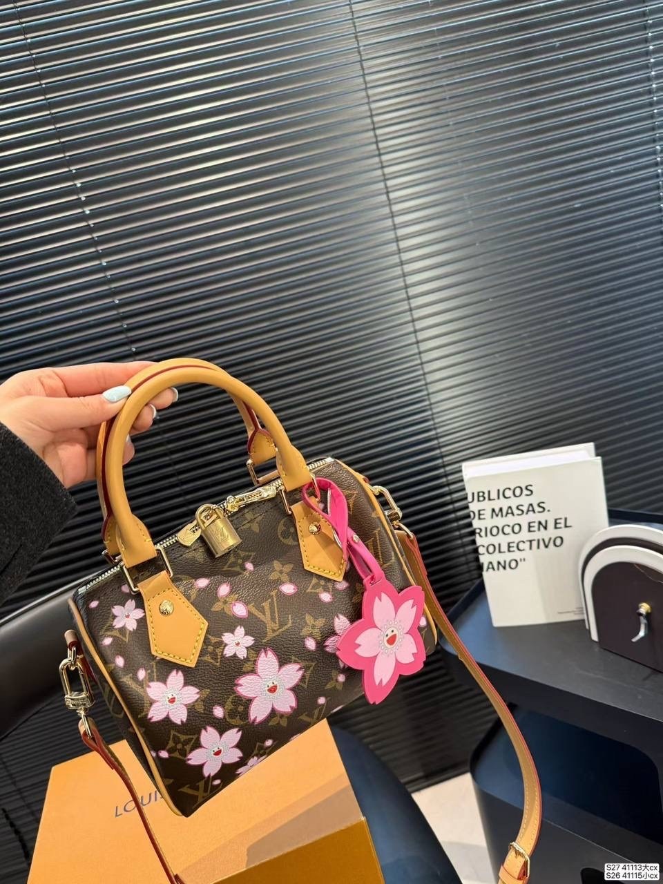 сумка louis vuitton,louis vuitton сумка на плечо,louis vuitton женская сумка,модная сумка,стильные сумочки