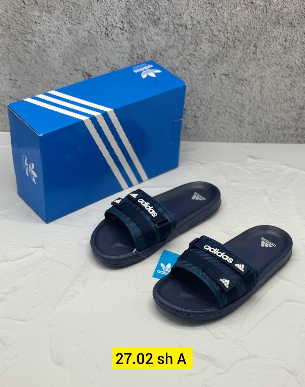 шлепанцы adidas,сланцы adidas,сланцы мужские adidas,шлепки adidas,мужские шлепанцы