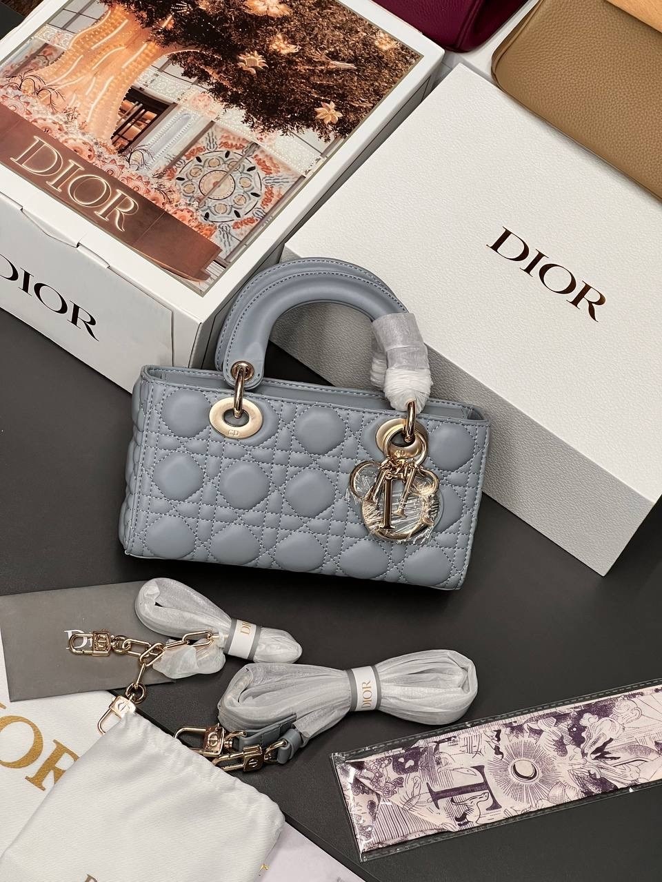 christian dior женская сумка леди dior средний дамская сумка,сумка dior lady dior my abcdior,dior сумка,сумка dior женская,сумка dior lady