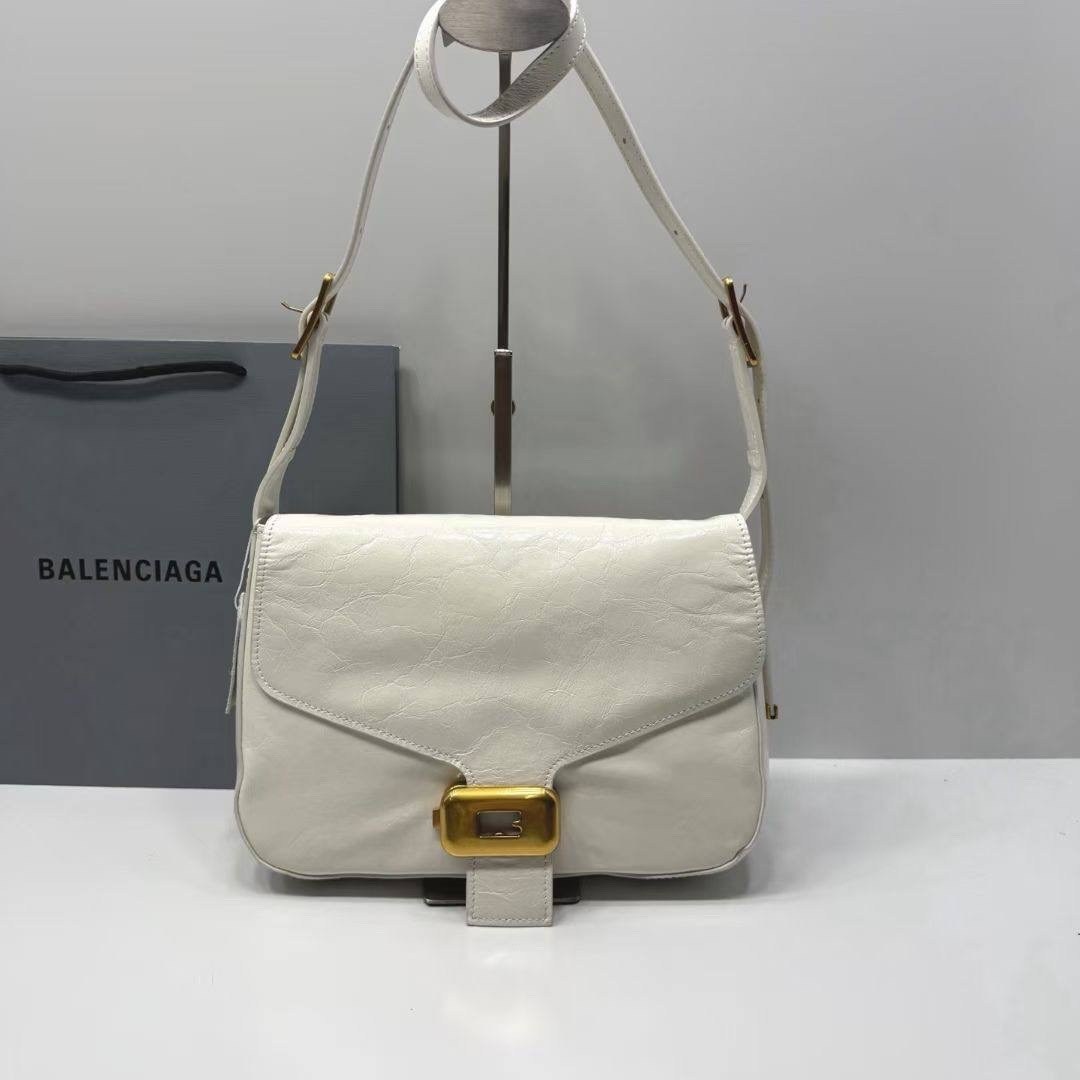сумка женская balenciaga,сумки balenciaga,balenciaga сумка на плечо,balenciaga balenciaga,баленсиага сумка