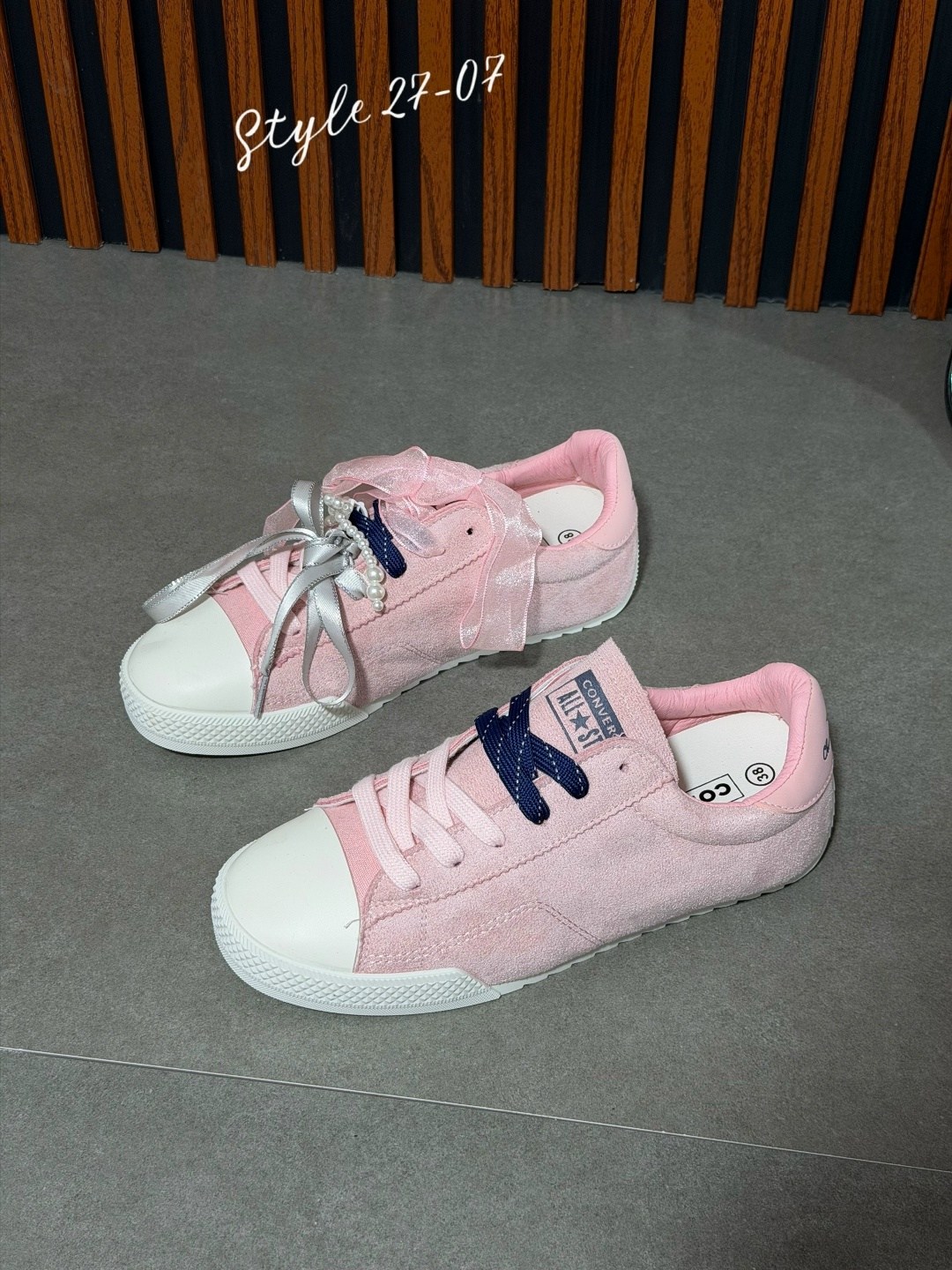 ,женские кроссовки,спортивная ,женская ,кроссовки dior