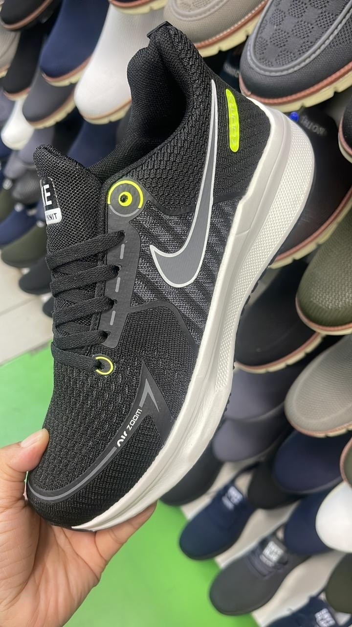 кроссовки,спортивная ,кроссовки nike,мужские кроссовки,мужские весенние кроссовки