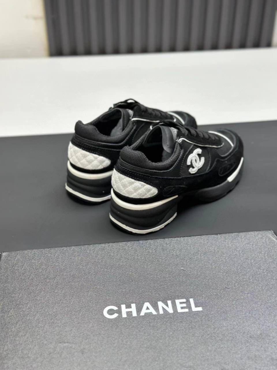 кроссовки chanel,кроссовки шанель,кроссовки шанель женские,женские кроссовки chanel,мужские кроссовки chanel черный белый