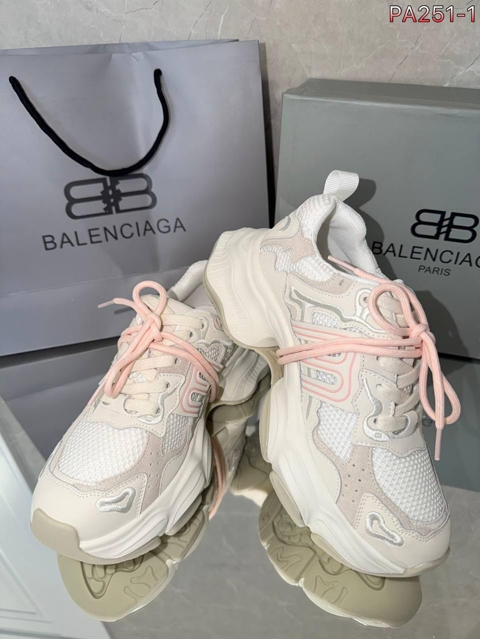 кроссовки женские balenciaga,кроссовки balenciaga,кроссовки balenciaga triple s,женские кроссовки balenciaga triple s,баленсиага кроссовки женские