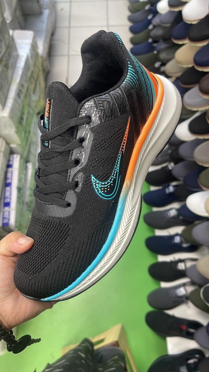 кроссовки,спортивная ,кроссовки nike,мужские кроссовки,мужские весенние кроссовки