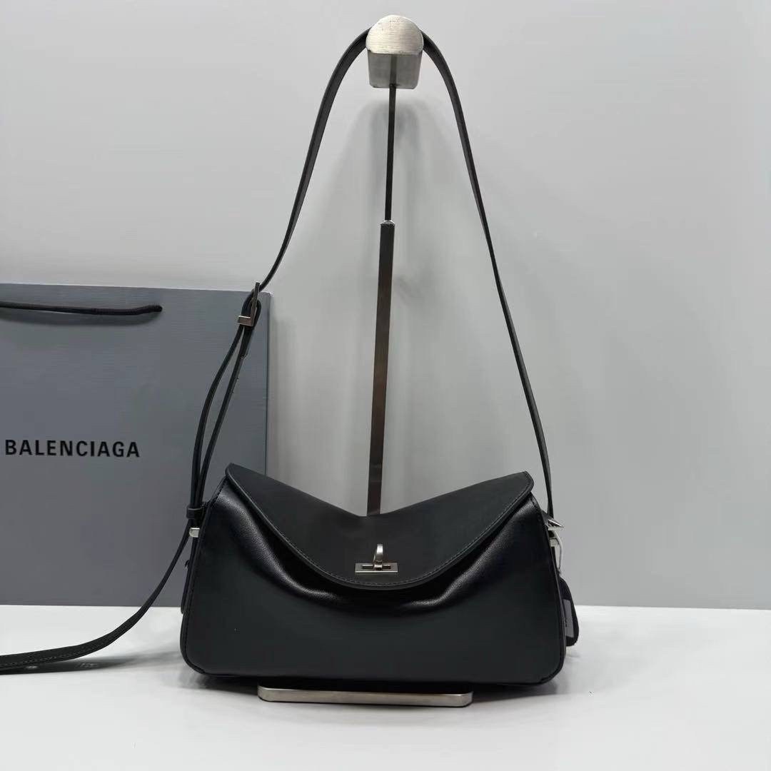 balenciaga сумка,balenciaga сумка женская,balenciaga сумка на плечо,сумка баленсиага,баленсиага сумка женская
