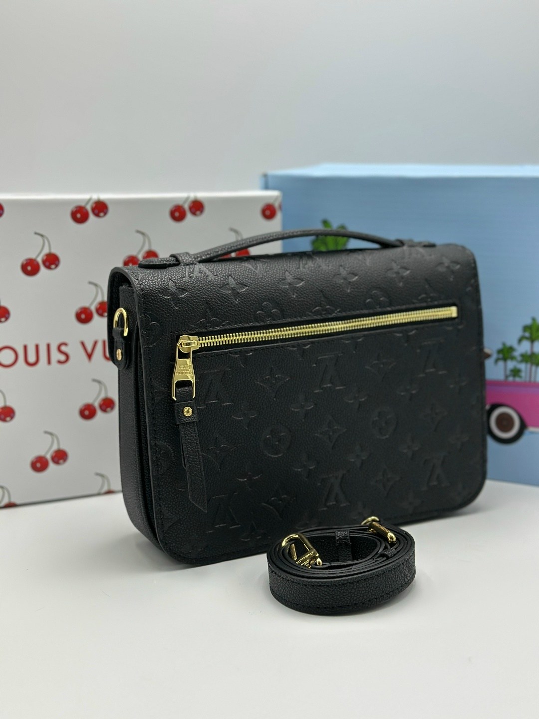 сумка женская louis vuitton,сумка louis vuitton,сумка louis vuitton pochette metis east west,louis vuitton сумка pochette metis,сумка женская louis vuitton pochette