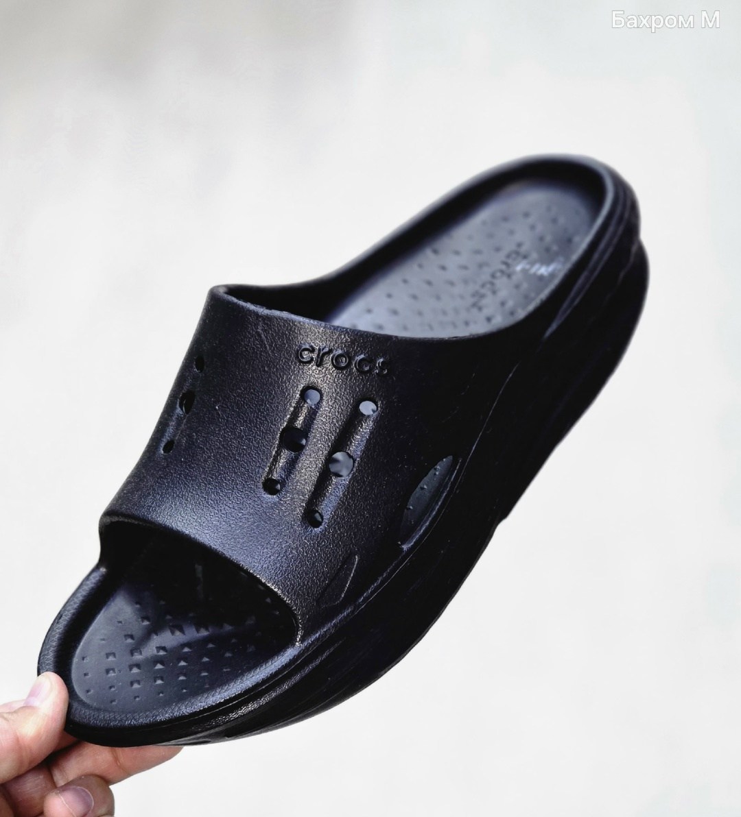 ,мужские шлепанцы,шлепанцы crocs,шлепки мужские,шлепанцы летние