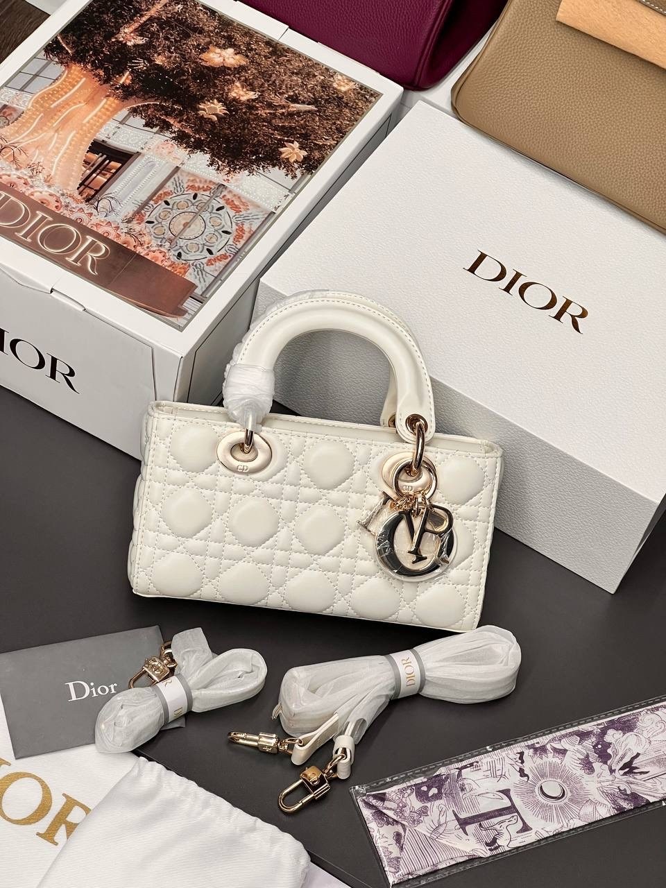 christian dior женская сумка леди dior средний дамская сумка,сумка dior lady dior my abcdior,dior сумка,сумка dior женская,сумка dior lady