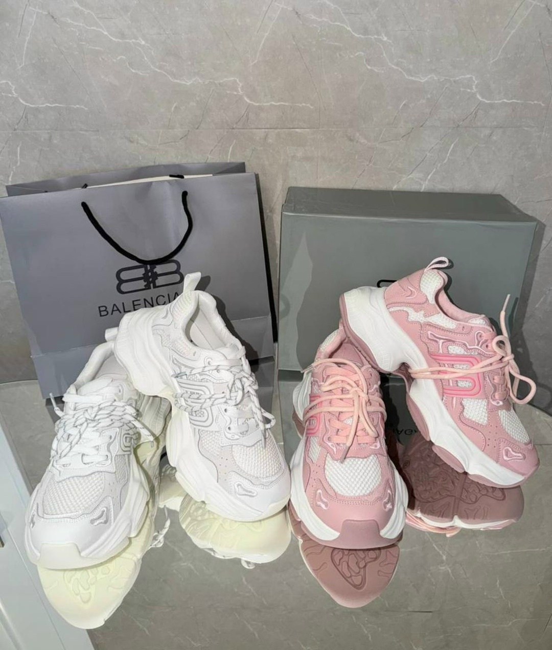 кроссовки женские balenciaga,кроссовки balenciaga,кроссовки balenciaga triple s,женские кроссовки balenciaga triple s,баленсиага кроссовки женские