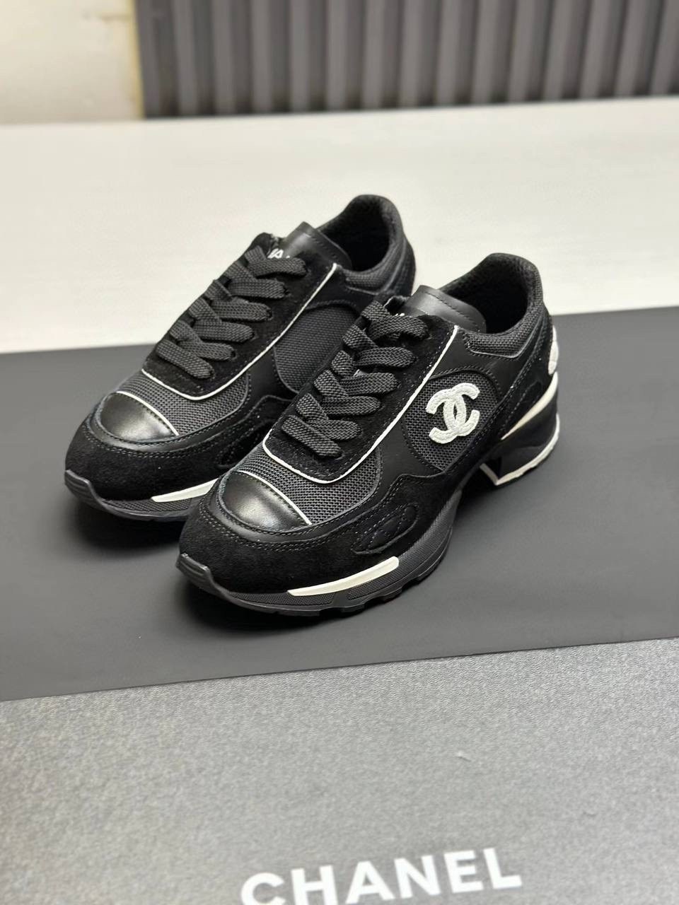 кроссовки chanel,кроссовки шанель,кроссовки шанель женские,женские кроссовки chanel,мужские кроссовки chanel черный белый