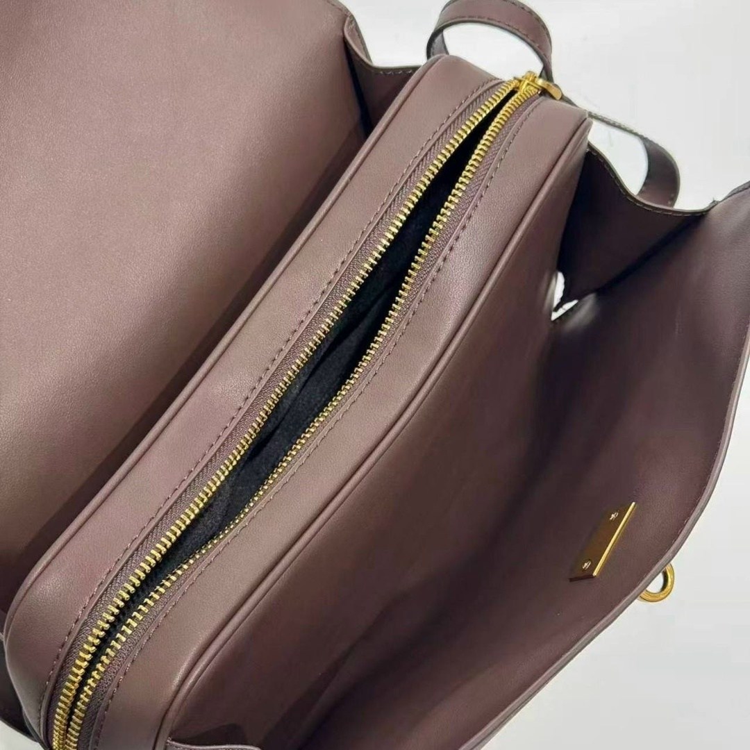 balenciaga сумка женская,сумка balenciaga,баленсиага сумка,сумка balenciaga из натуральной кожи черный цвет,balenciaga сумка на плечо