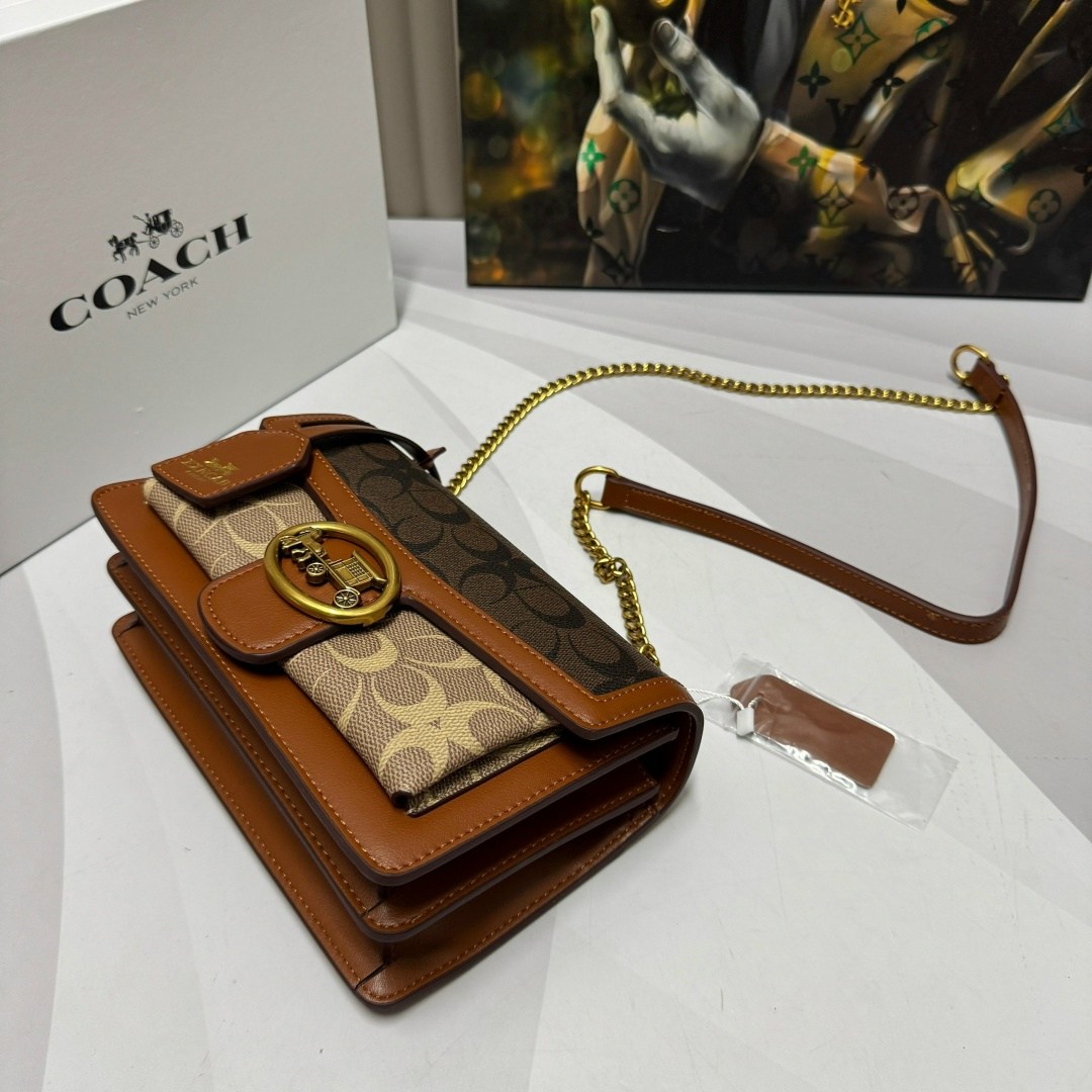 сумка coach,женская сумка coach,coach сумка на плечо,сумка,сумка на плечо багет coach