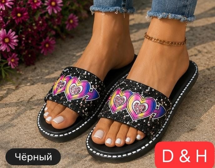 шлепанцы женские,,модные шлепанцы,тапочки модные,сандалии