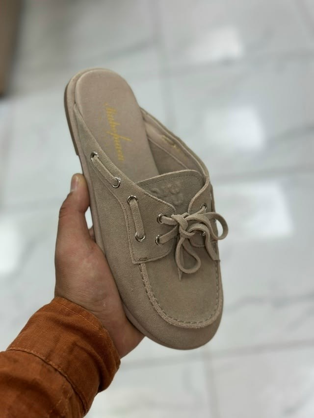 ,loro piana мюли,мюли лоро пиано женские,замшевые мюли loro piana open walk бежевые,замшевые мюли