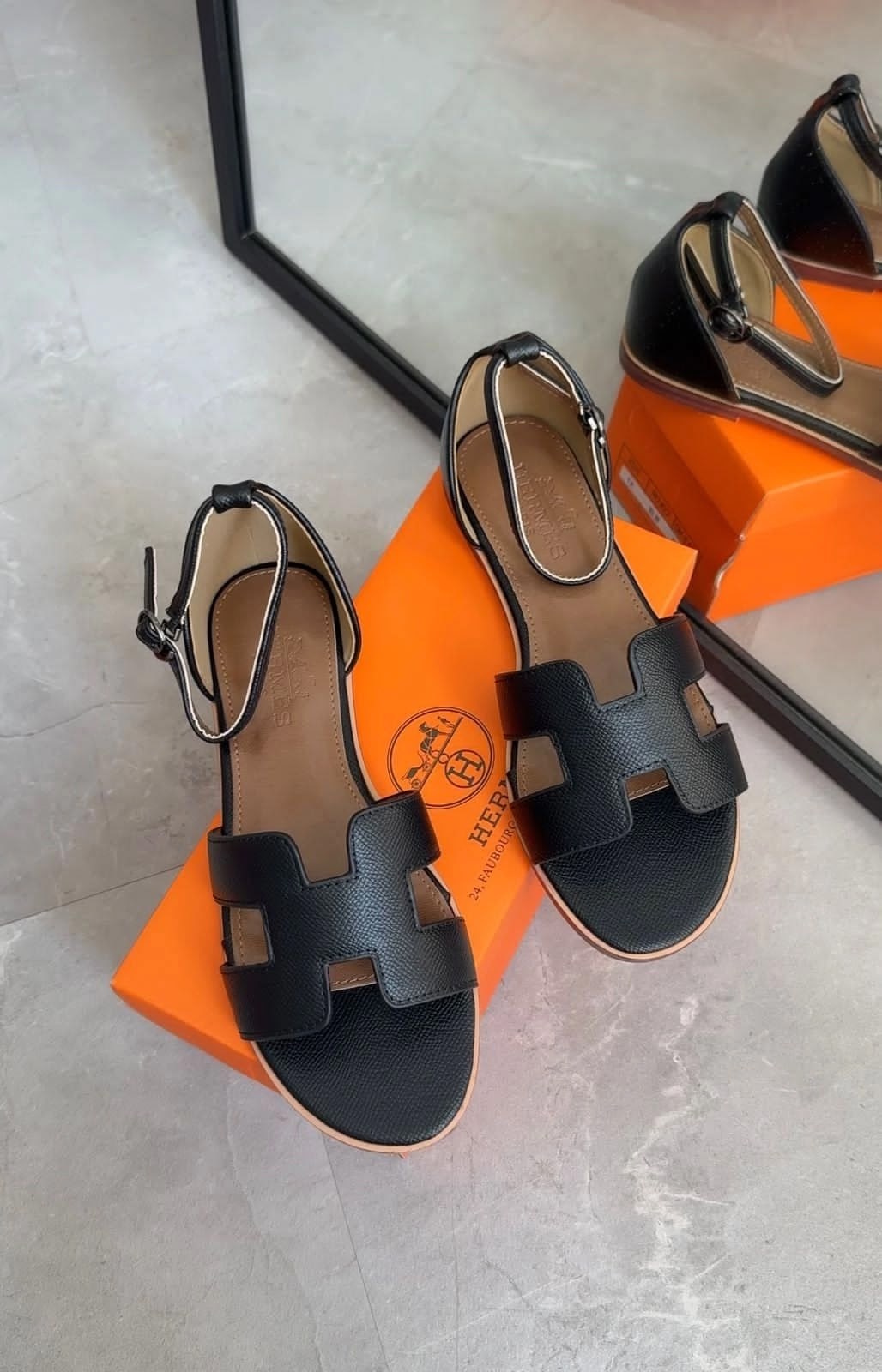 босоножки hermes santorini,босоножки женские hermes,босоножки hermes,босоножки эрмес,сандали хермес женские