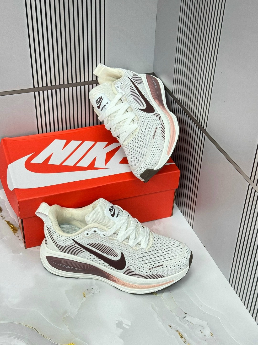 кроссовки,кроссовки nike,кроссовки nike женские,кроссовки мужские женские,женские кроссовки