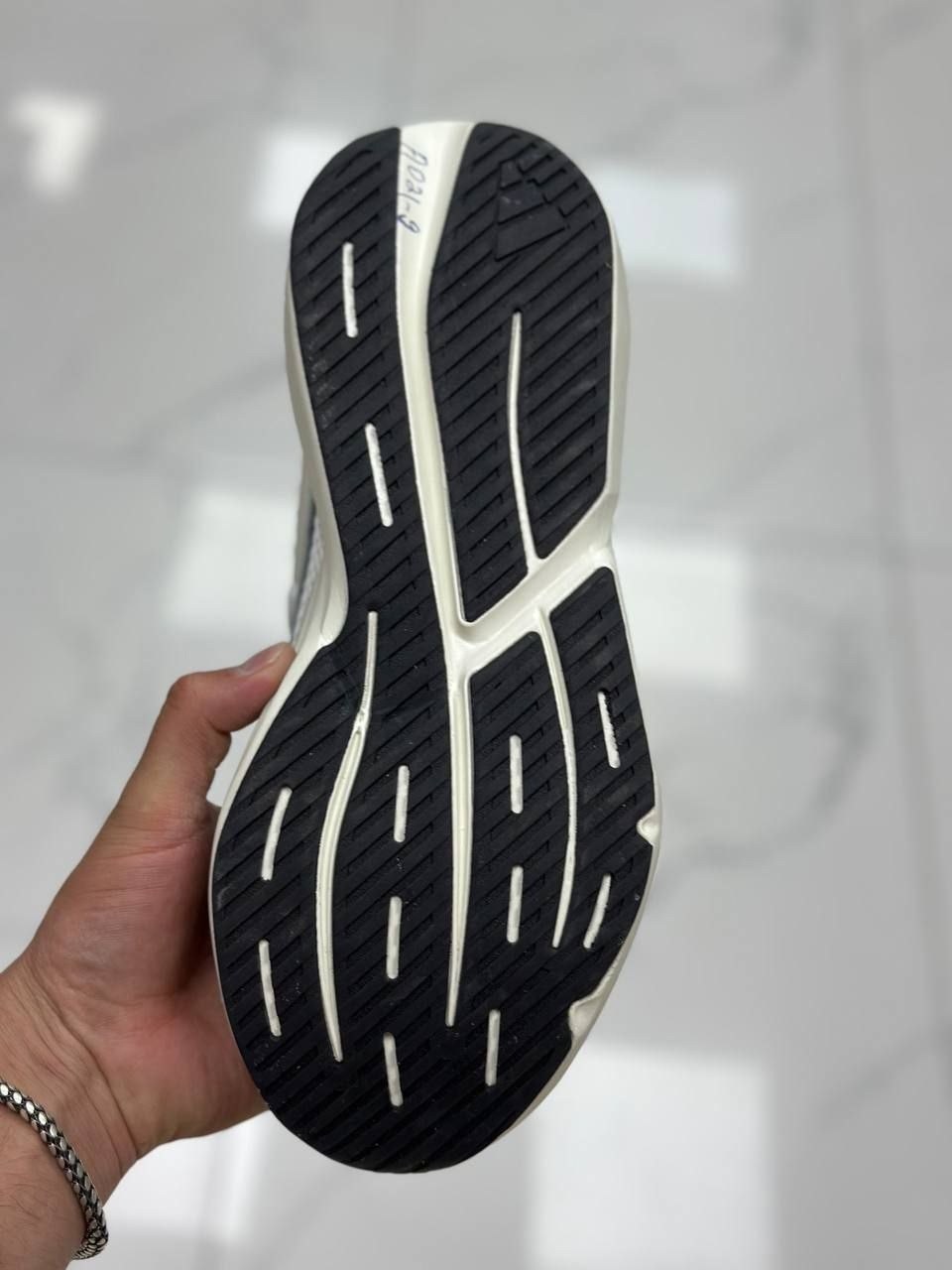 кроссовки,кроссовки беговые,кроссовки мужские для бега,кроссовки saucony,спортивные кроссовки