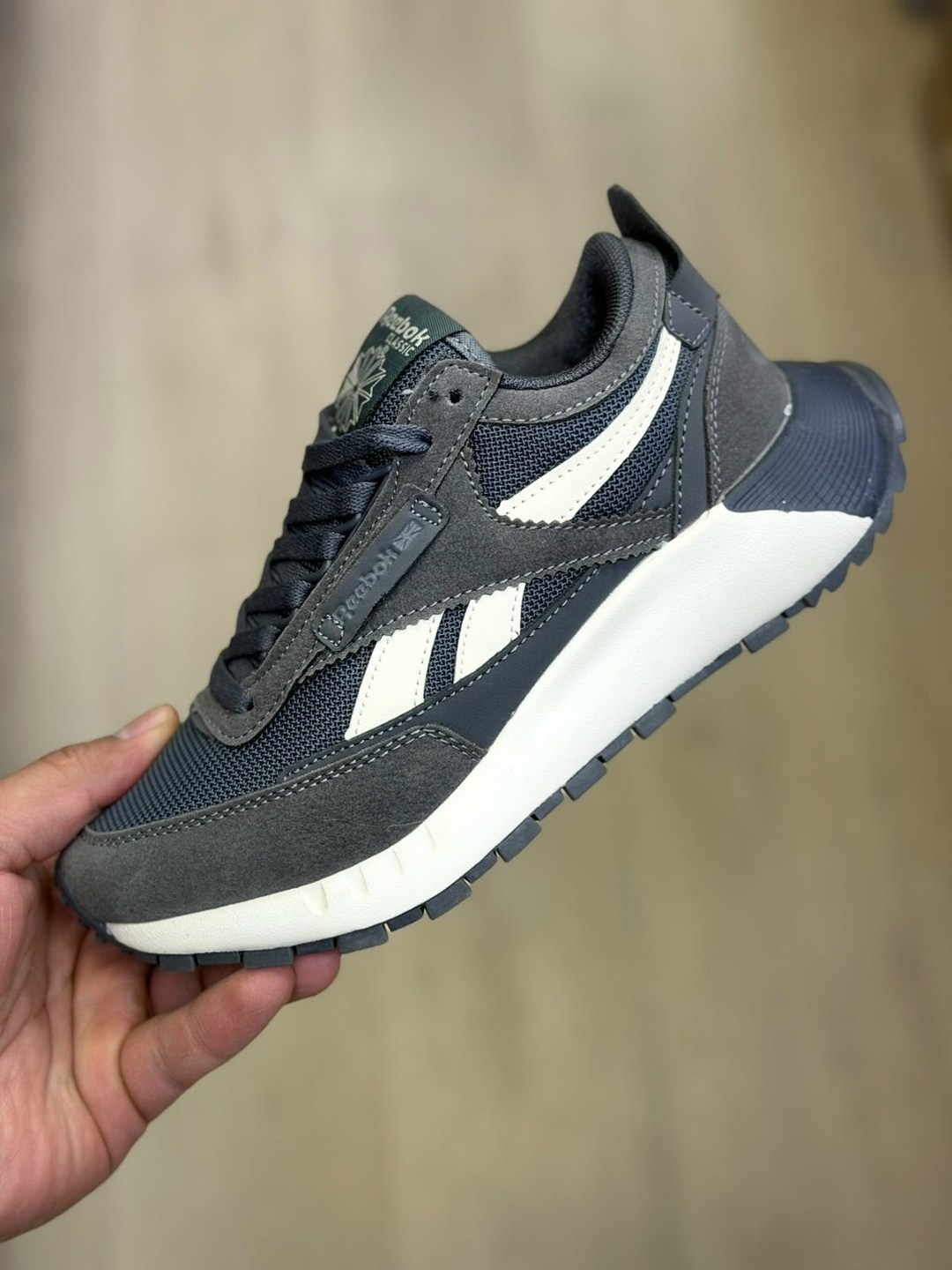 кроссовки reebok,кроссовки reebok женские,кроссовки reebok classic,кроссовки reebok мужские,женские кроссовки reebok classic leather