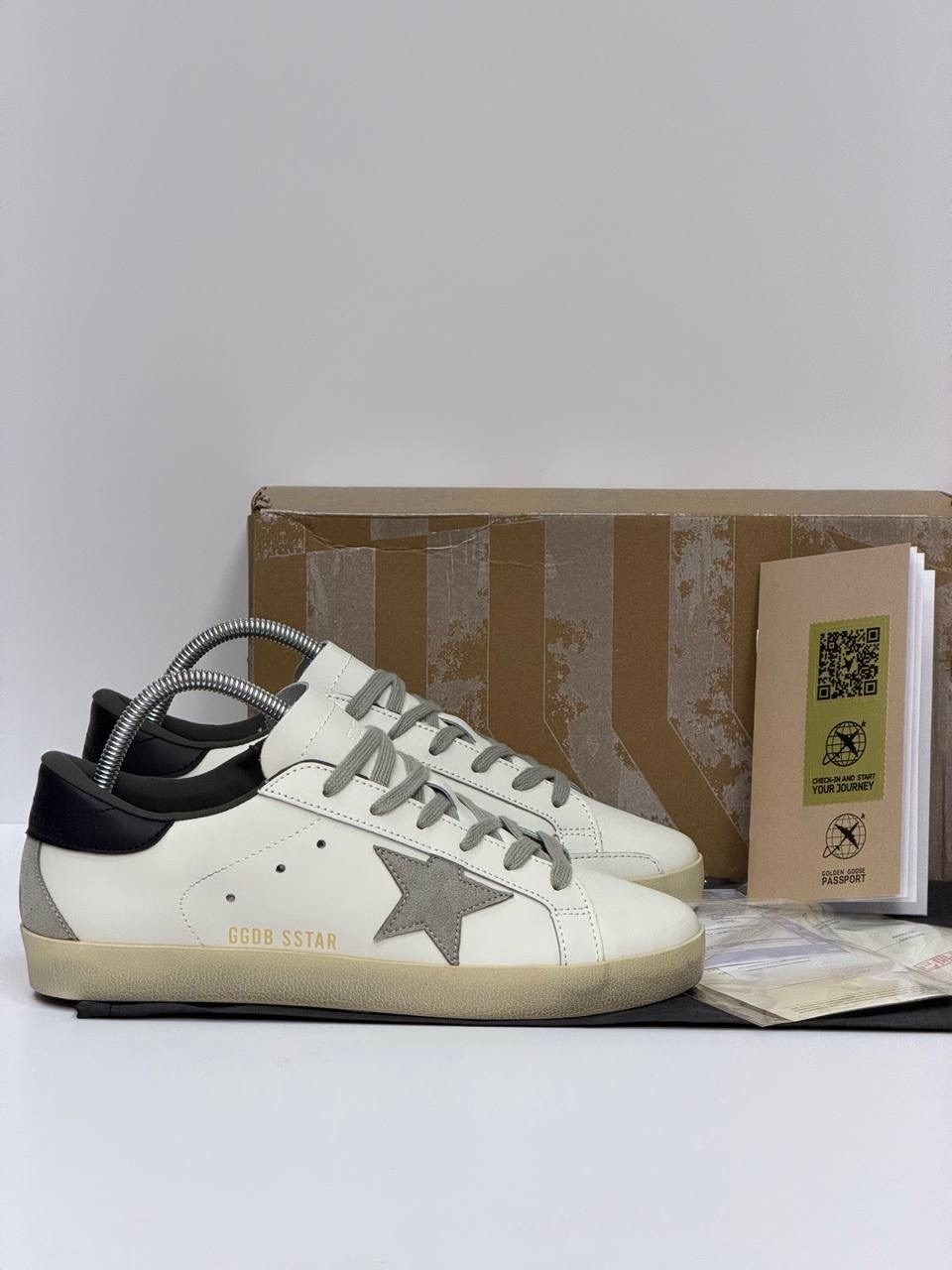 кроссовки golden goose,кеды golden goose,женские брендовые кроссовки кеды со звездой голден гус golden goose,,кожаные кроссовки golden goose super star