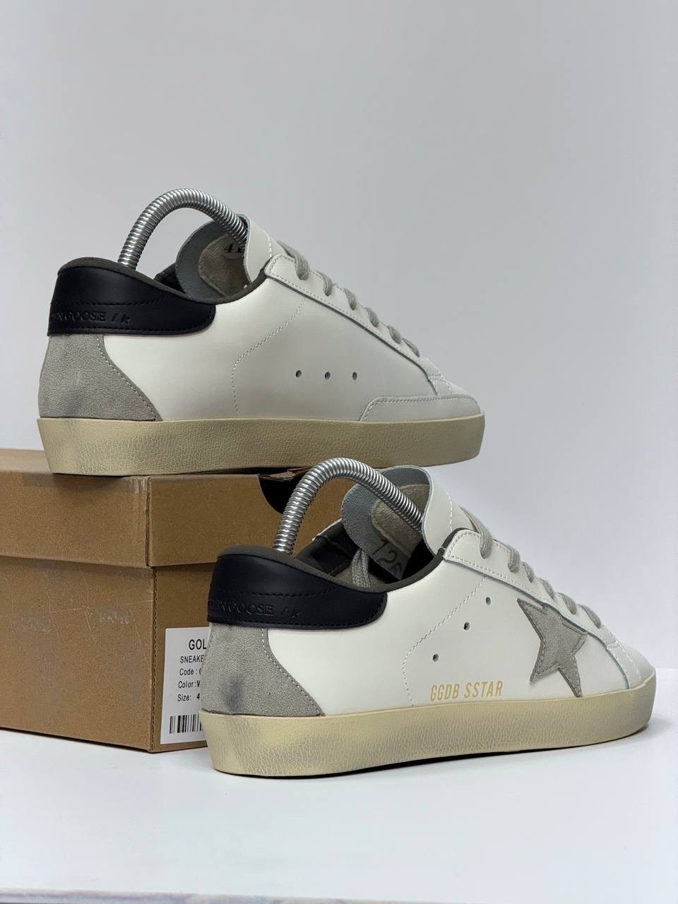 кроссовки golden goose,кеды golden goose,женские брендовые кроссовки кеды со звездой голден гус golden goose,,кожаные кроссовки golden goose super star